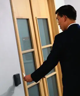 Glendale AZ Locksmith Store Glendale, AZ 623-748-7835 - lock-installation-01